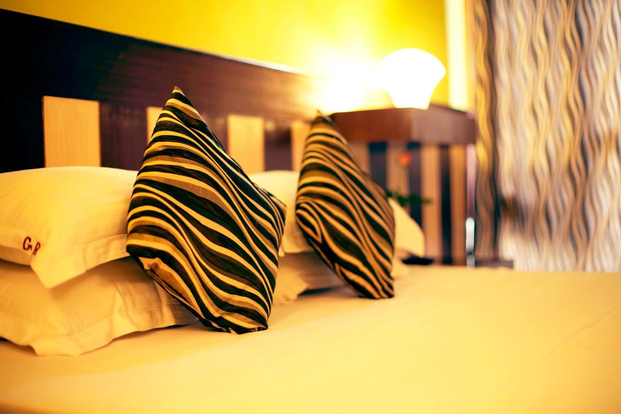 Hotel Glacier Resort Манали Экстерьер фото